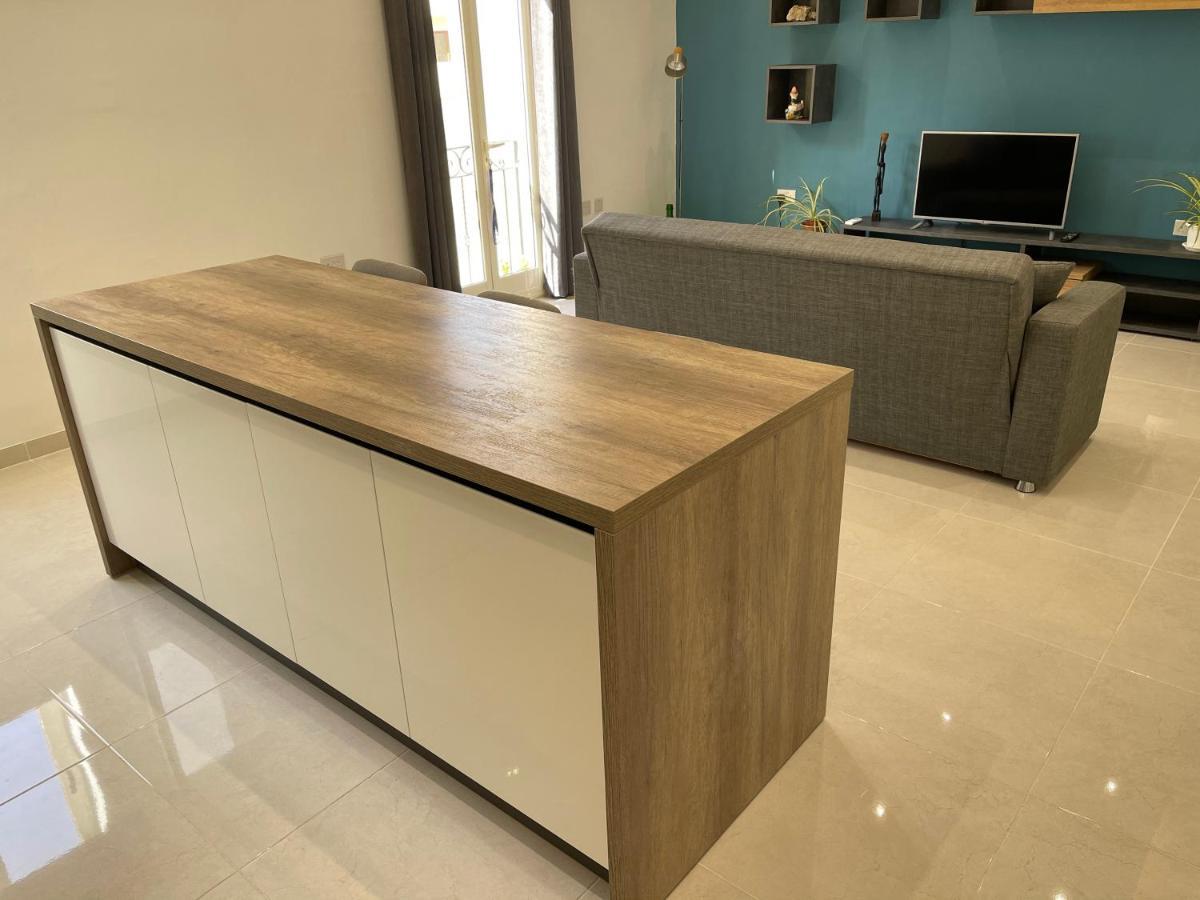 Sunset Modern Apt - near beach WIFI&cable TV Birżebbuġa Exterior foto
